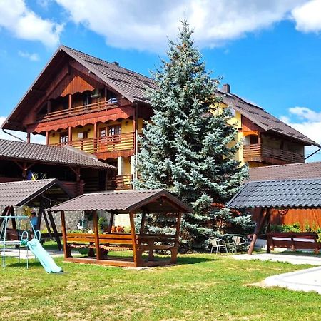 Casa De Vacanta Silvia Mînăstirea Humorului Esterno foto