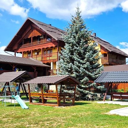 Casa De Vacanta Silvia Mînăstirea Humorului Esterno foto