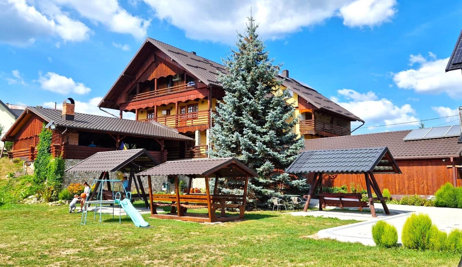 Casa De Vacanta Silvia Mînăstirea Humorului Esterno foto